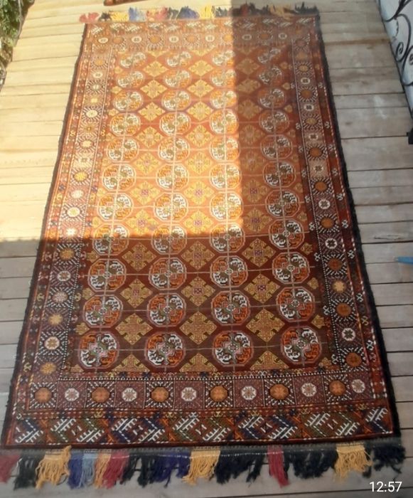 Қол кілем және шерстянной кілемдер, ковры ретро и шерстяные ковры