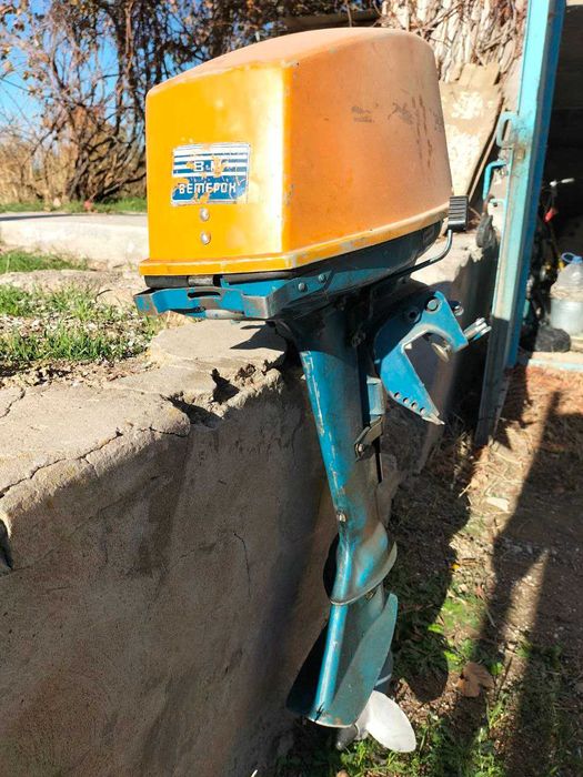 Lodka mator Veterok 8