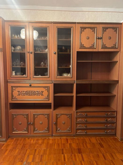 Продается стенка для гостиной