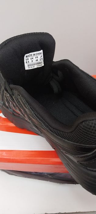 Летние кроссовки