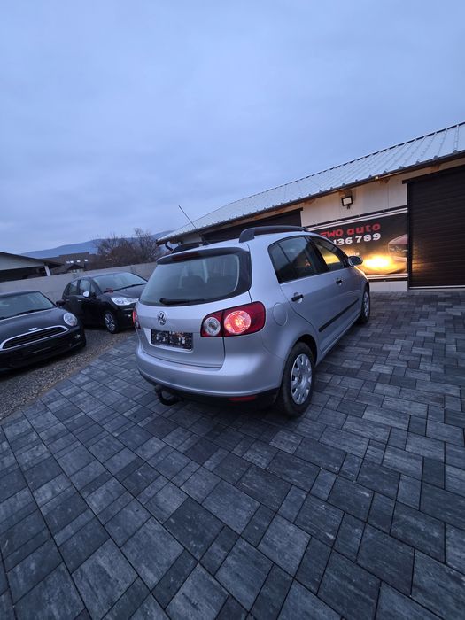 Seat Toled vw GOLF 5  an 2008 posibilitatea rate Doar cu buletinul