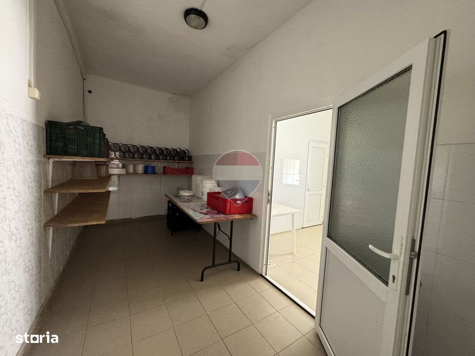 Casă cu hală și teren 738 mp – ideală pentru locuit sau business