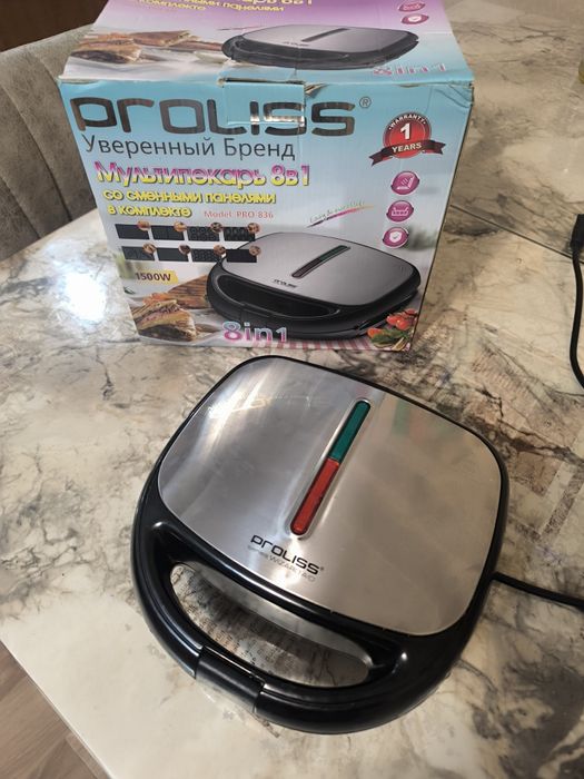 Вафельница электрическая 8в1