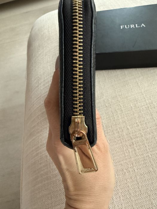 Черен кожен портфейл FURLA