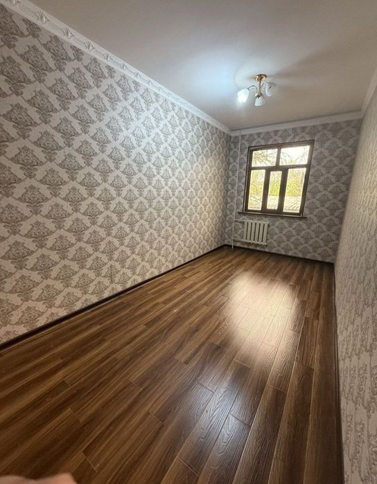 Чиланзар 11 срочно продаётся квартира 2/2/4.Ипотека