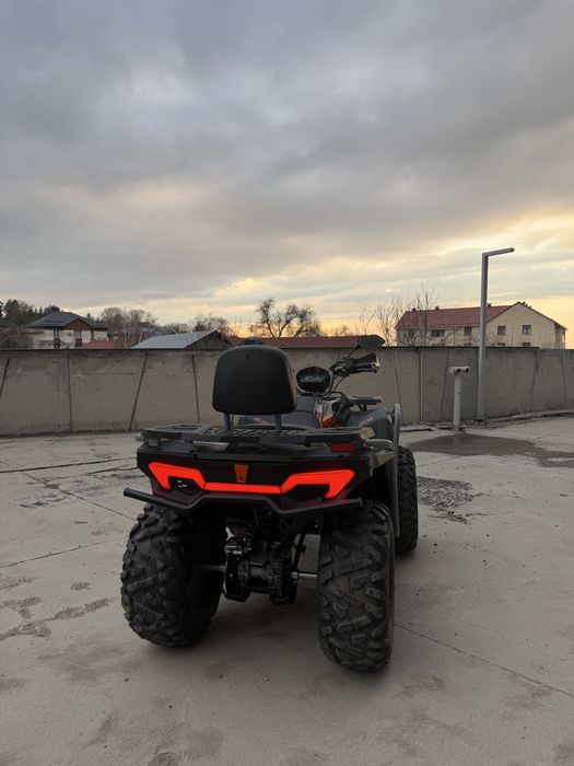 Продам Квадроцикл Honda300cc