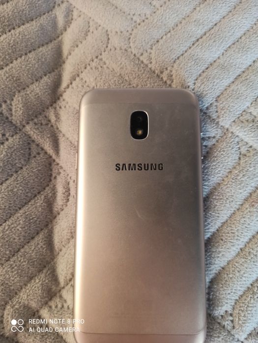 Samsung J2 телефон