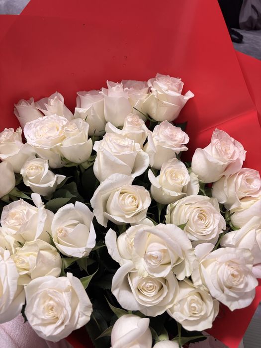 Метровый,ақ роза,37 шт