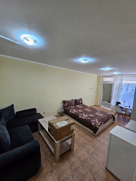 Дава под Наем 1-СТАЕН град София, Лагер