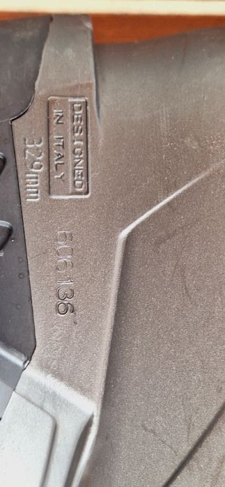 Clăpari Head Next Edge 85, un an vechime, pretul nu este negociabil