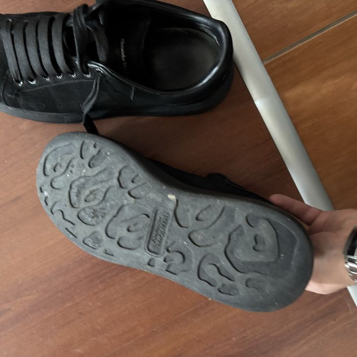 Alexander Mcqueen Triple Black