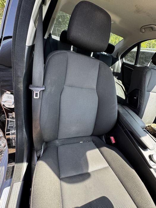 Vand Mercedes C220 ,fara motor!!!