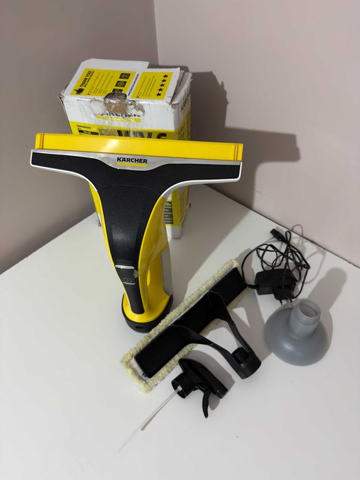 Aspirator geamuri WV 6 Plus