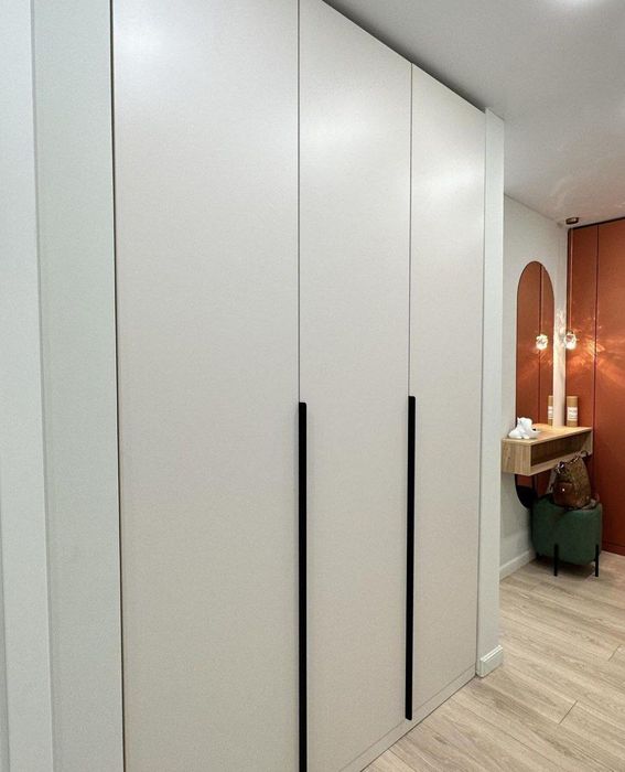 Кухонные прихожие шкафы на заказ от производителя