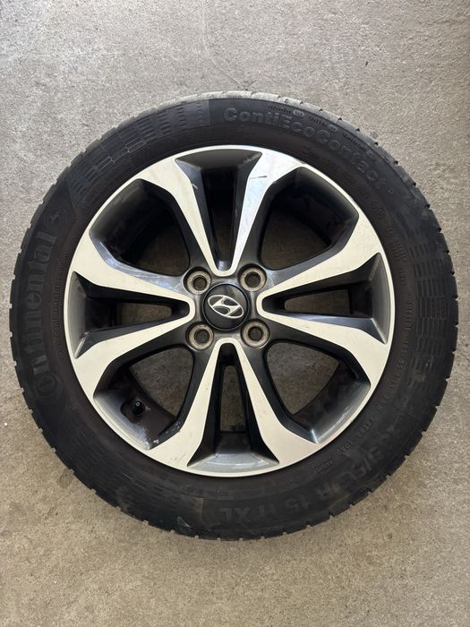 Джанти за Hyundai I10 4x100x15  с гуми Continental