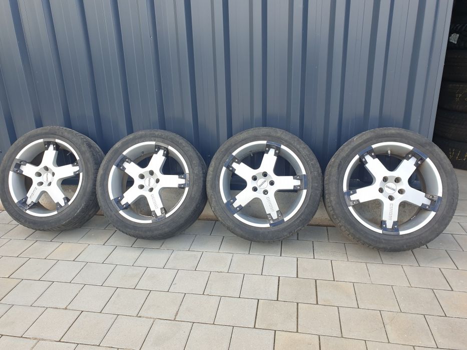 Комплект джанти 20" 5х120 Momo Storm G2