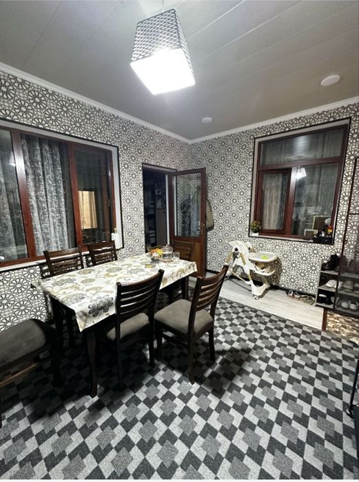 1,8 сотох ховли сотилади