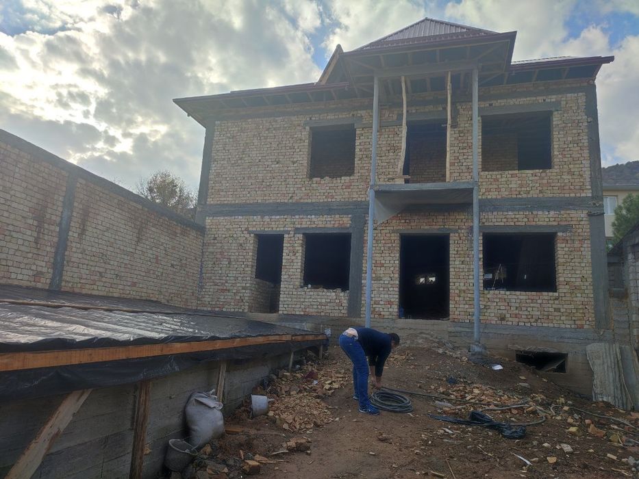 Дача сотилади срочно