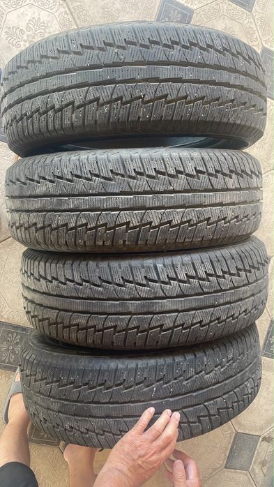 Шина WINTER 215/60R17