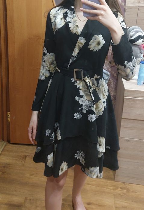 Продам женское платье