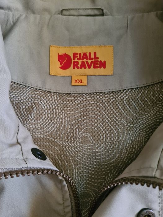 Geaca/vesta Fjallraven originala