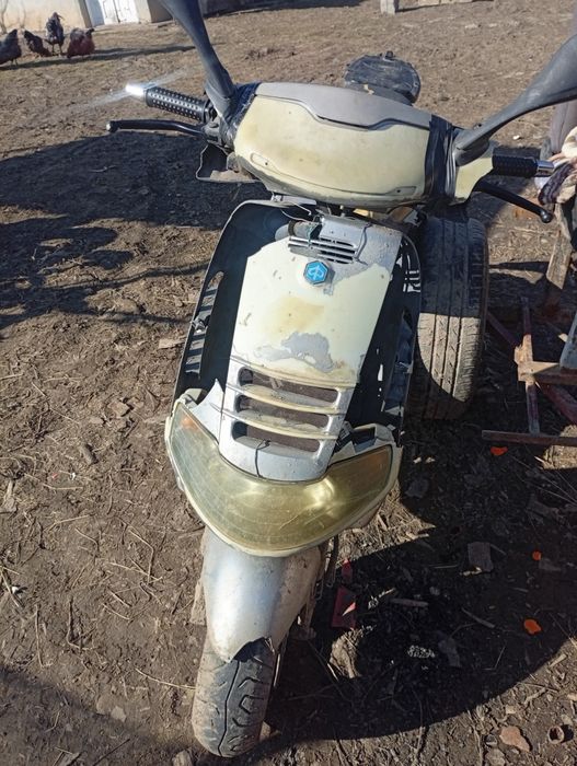 Vând Piaggio skipper 150 cc.