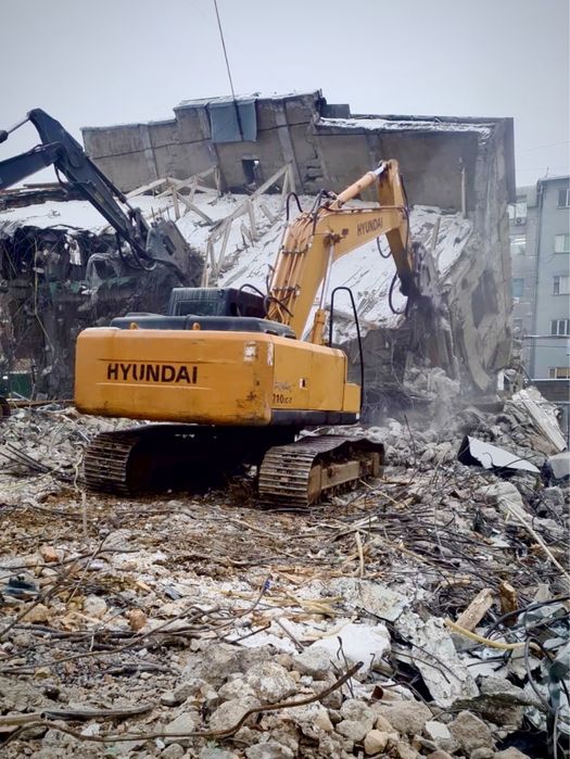 Аренда экскаватора (гидромолот/ковш)