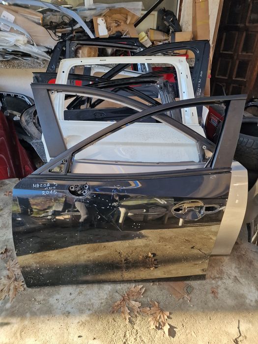 Mazda 3  2014 предна и задна дясна врата