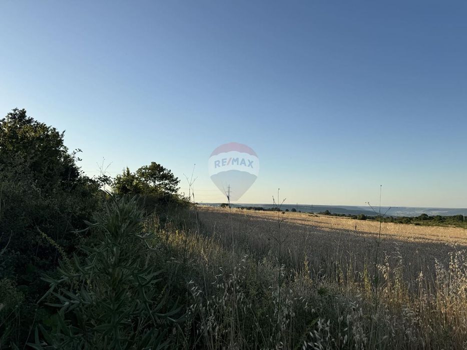 Парцел с потенциал за продажба,  м-т Перчемлията, гр. Варна, Я.И.