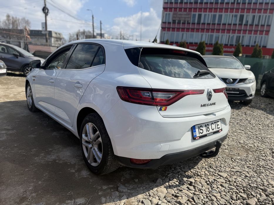 RENAULT Megane 2020 — imagine 4