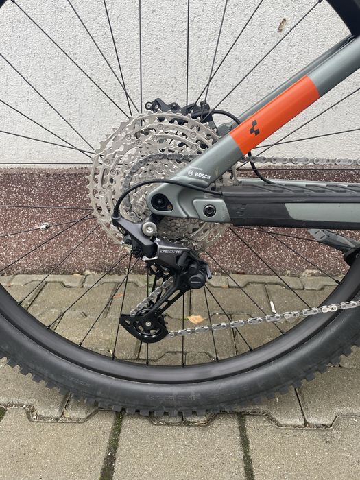 Bicicleta electrica Cube stereo hibrid Bosch