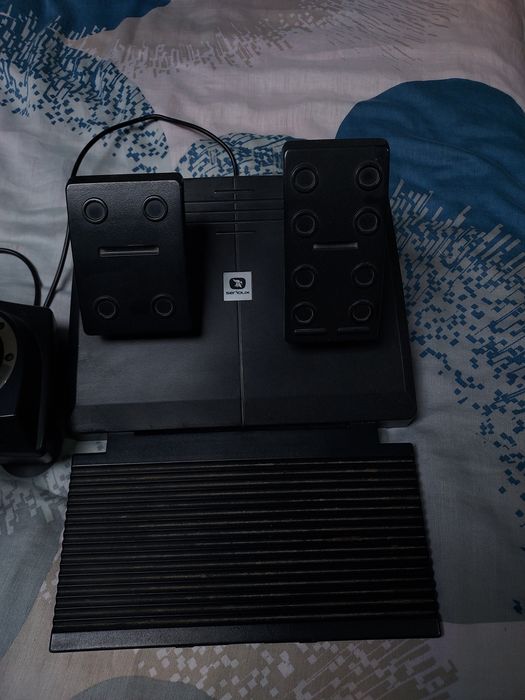 Volan de gaming cu pedale Myria MG7400.