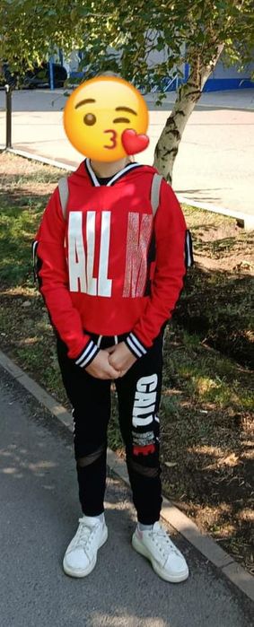 Костюм для девочки,рост 140