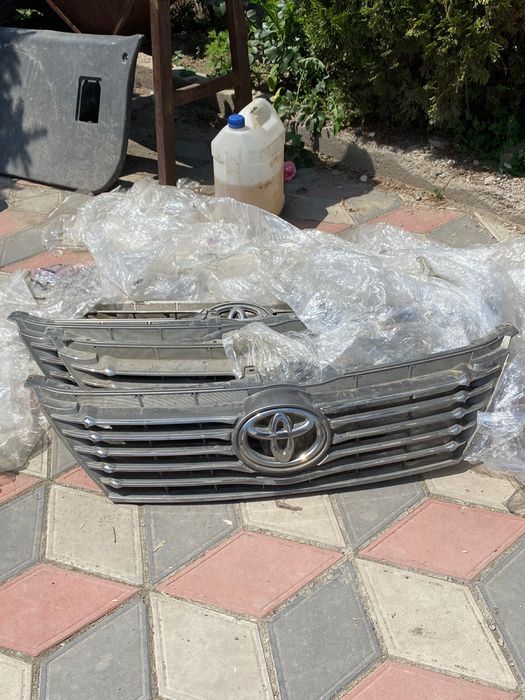 Фары бампер решетка Camry 50 55 70 Камри оригинал