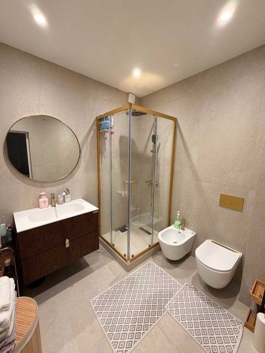 Продам 4 комнатную квартиру Массив Феруза №М202