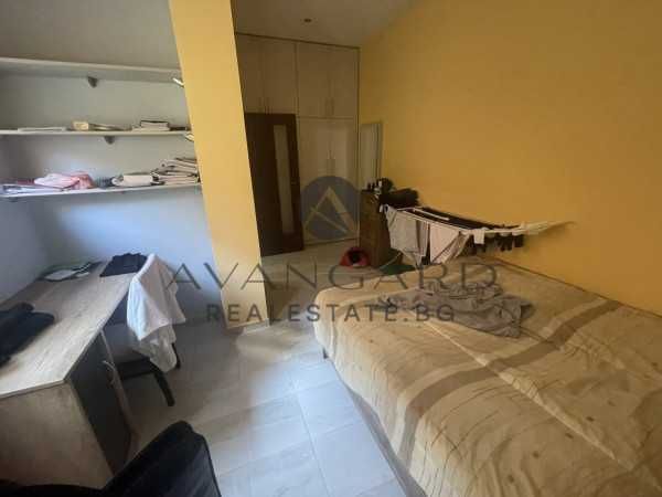 Продава се Двустаен апартамент в Пловдив, Център - 60 кв.м за 2034 €/кв.м - Снимка #3