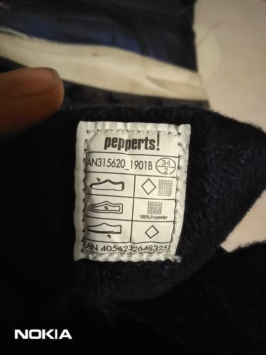 Продавам много запазени апрески за момиче номер 34