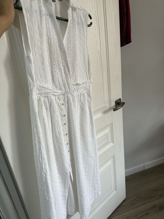 Платье шитье белое