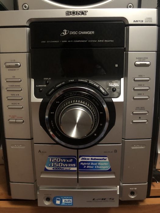 Продам музыкальный центр Sony