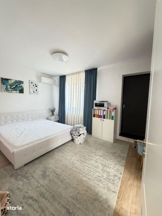 Casa/Vila 4 Camere 3 bai/Bragadiru-Cristalului