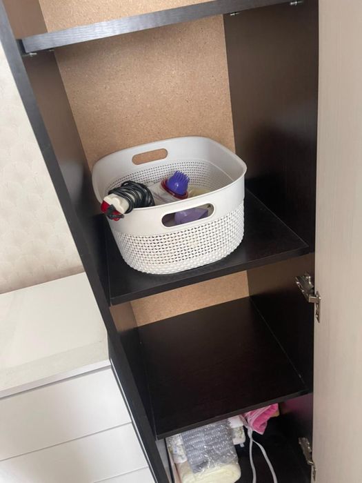 Продам шкаф угловой