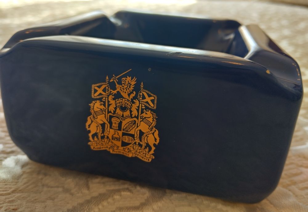 Пепелници Johnnie Walker и Балантайнс