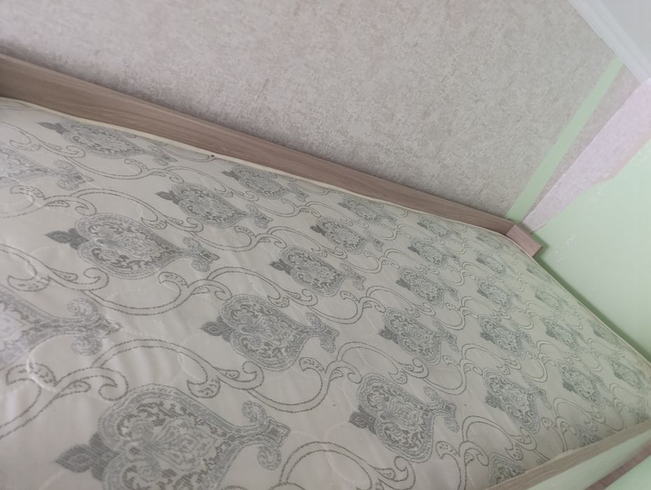 двухэтажная кровать 10.000 разобранная