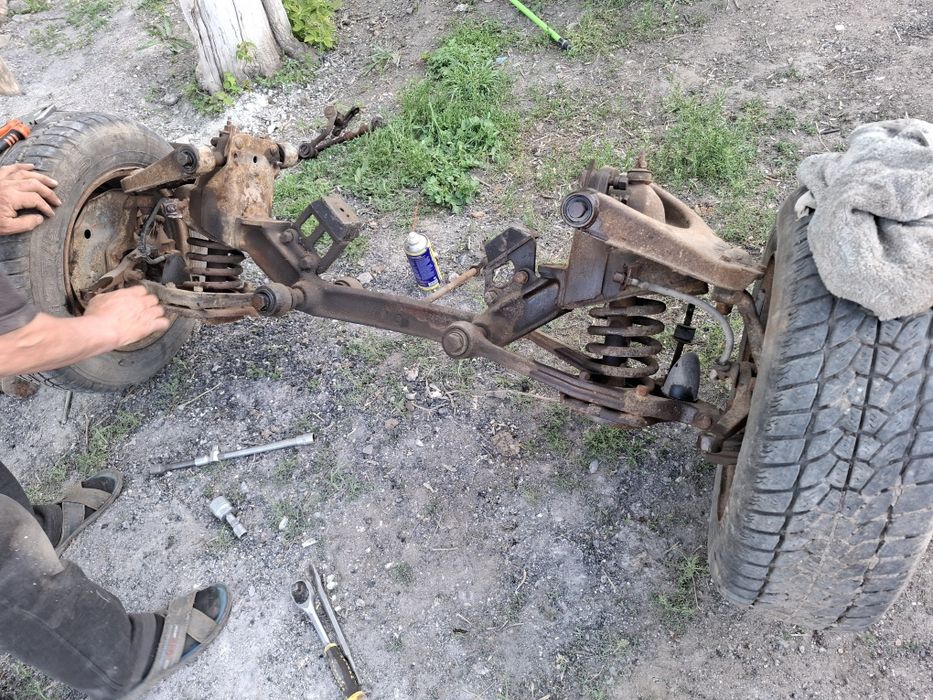 Продаю стремянки на рессоры