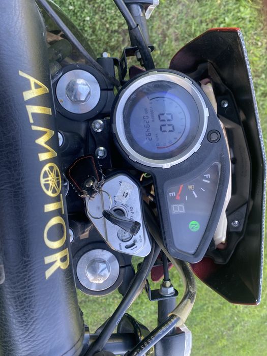 Продам мотоцикл эндуро 250