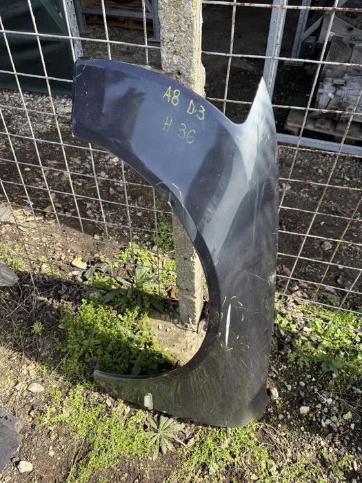 Ляв калник за Ауди AUDI A8 D3 със забележка ном 36