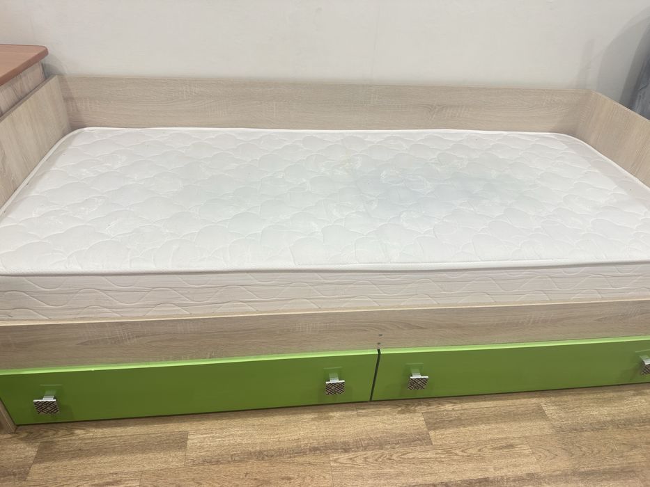 Продам детскую кровать