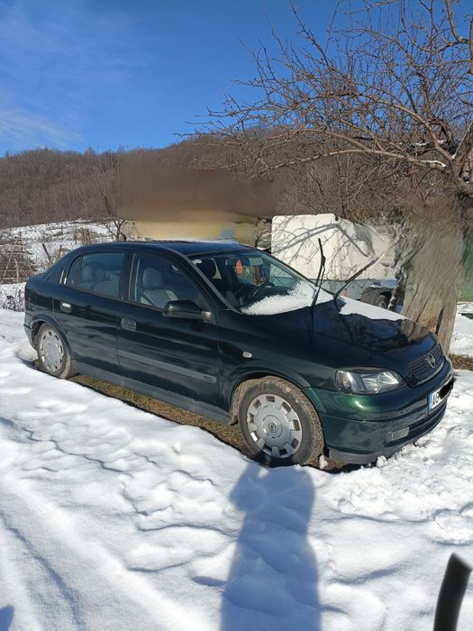 Vand opel astra G cu carlig masina la cheie pt naveta