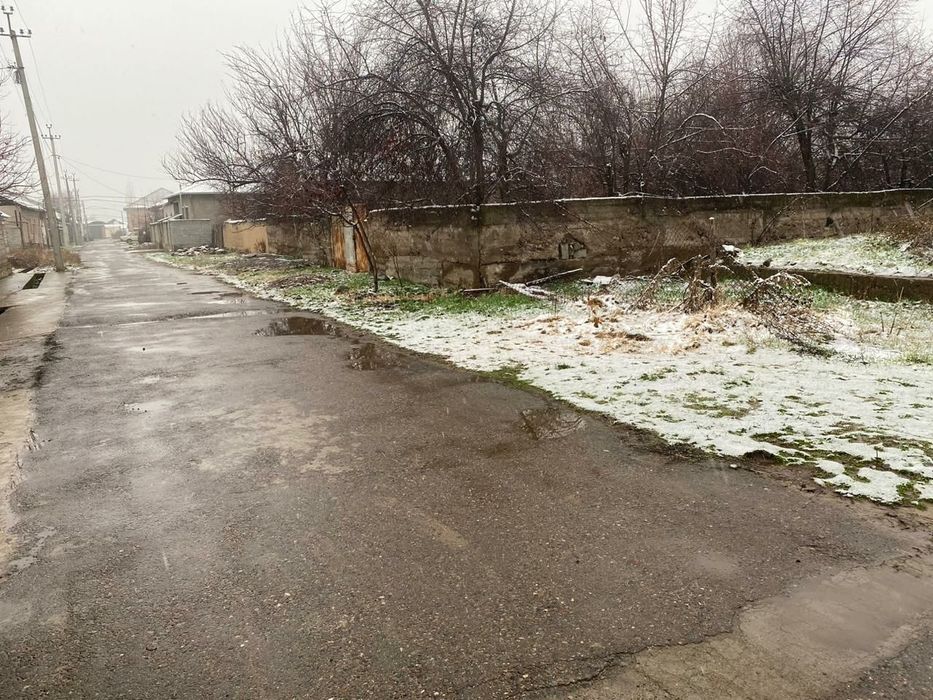 Продам участок 6 соток в п. Янгибазар