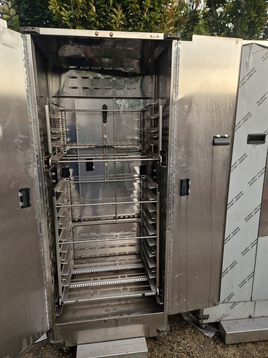 Masa rece 2,3 usi cu saladeta incorporata, blat inox